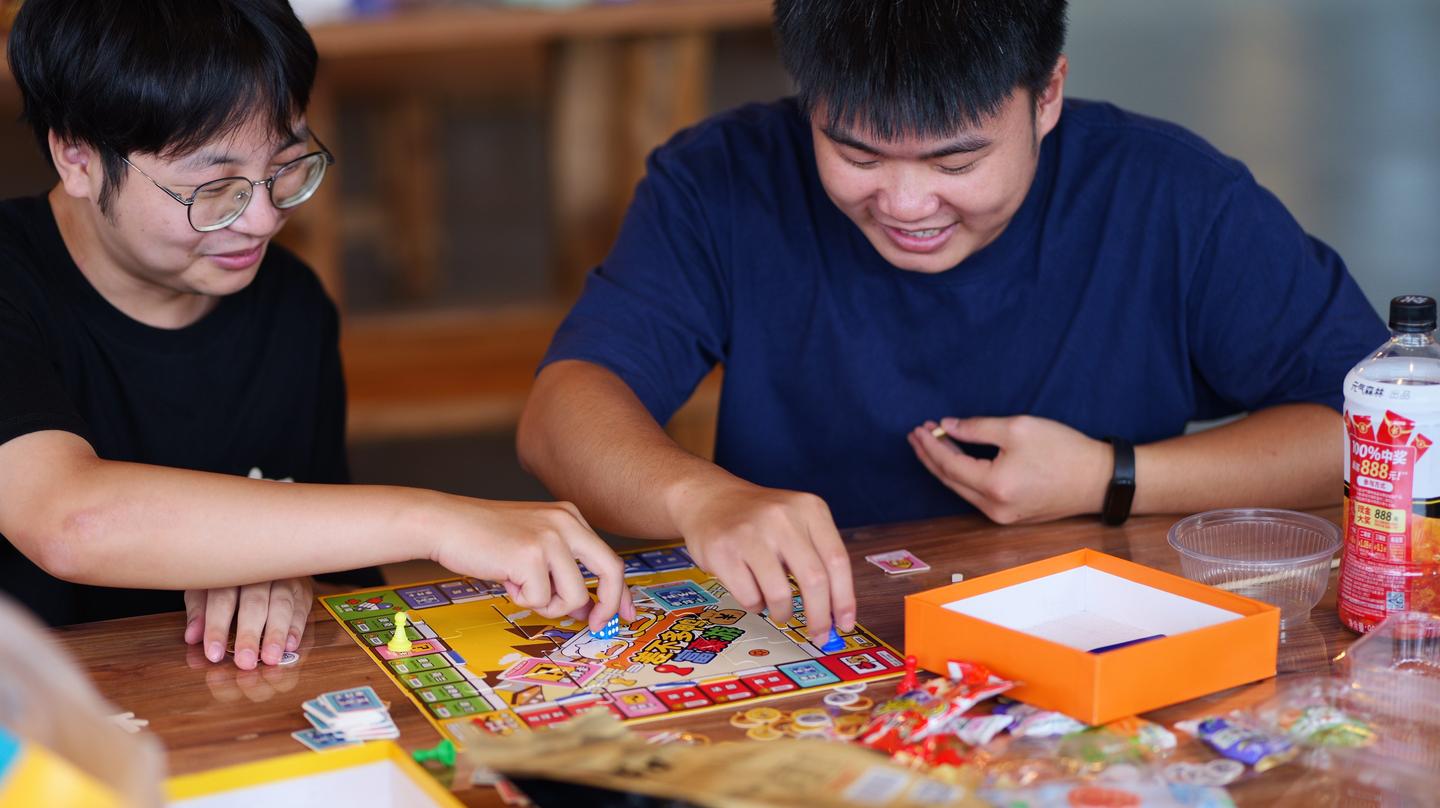 怿星科技桂林子公司乔迁新址,于山水画中开启研发新篇章(图15) 怿星科技桂林子公司乔迁新址,于山水画中开启研发新篇章(图15)