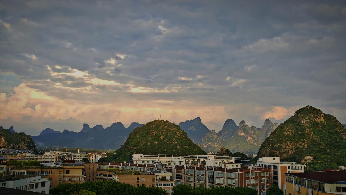 怿星科技桂林子公司乔迁新址,于山水画中开启研发新篇章(图12) 怿星科技桂林子公司乔迁新址,于山水画中开启研发新篇章(图12)